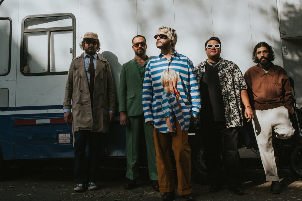 little-jesus-estrena-solo